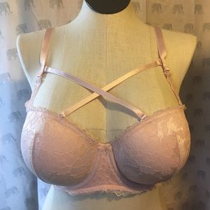 Torrid push up strapless bra Size 40DD